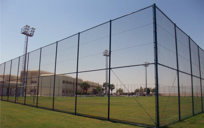 體育場(chǎng)圍欄